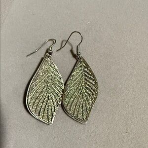 Elegant Silver Leaf Earrings